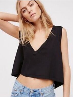 Intimately Free People Black V-Neck oversized boxey athleisure Cropped Tank